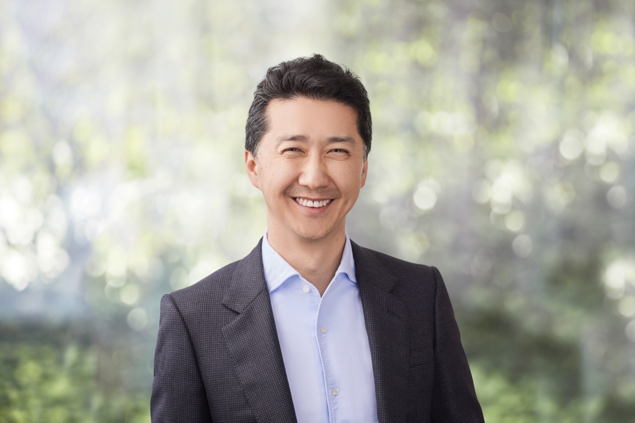 Mr Frank Lin