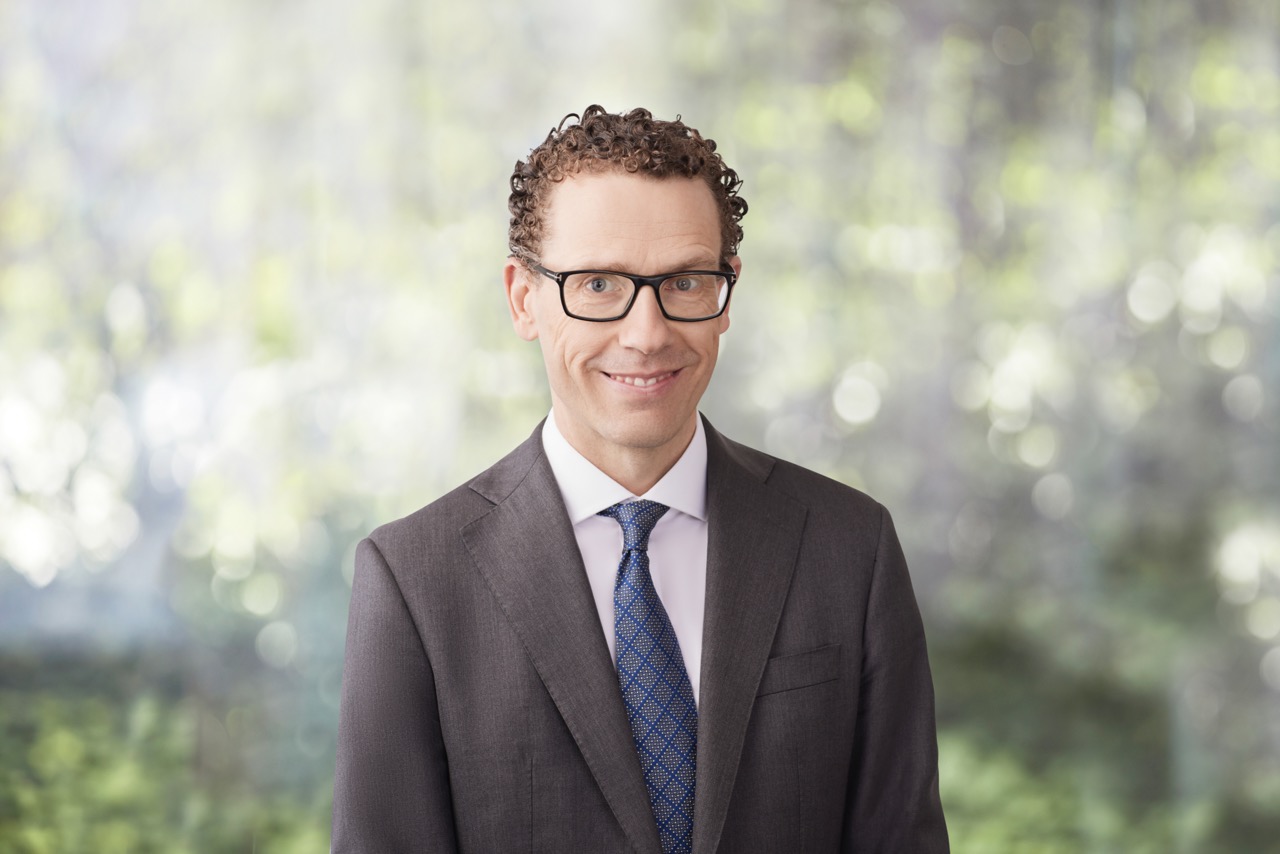 Dr Nicholas Campbell