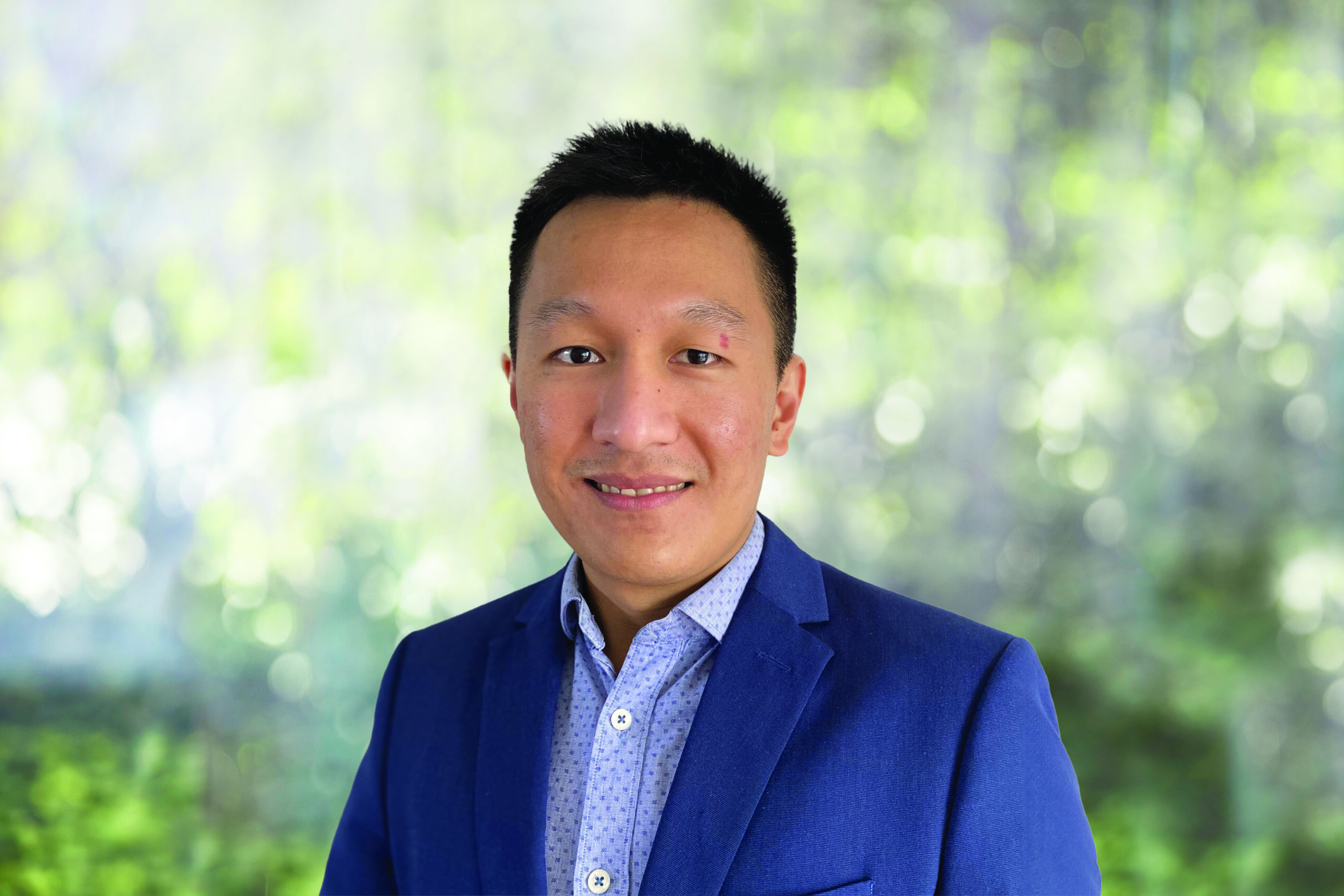 Dr Desmond Chee