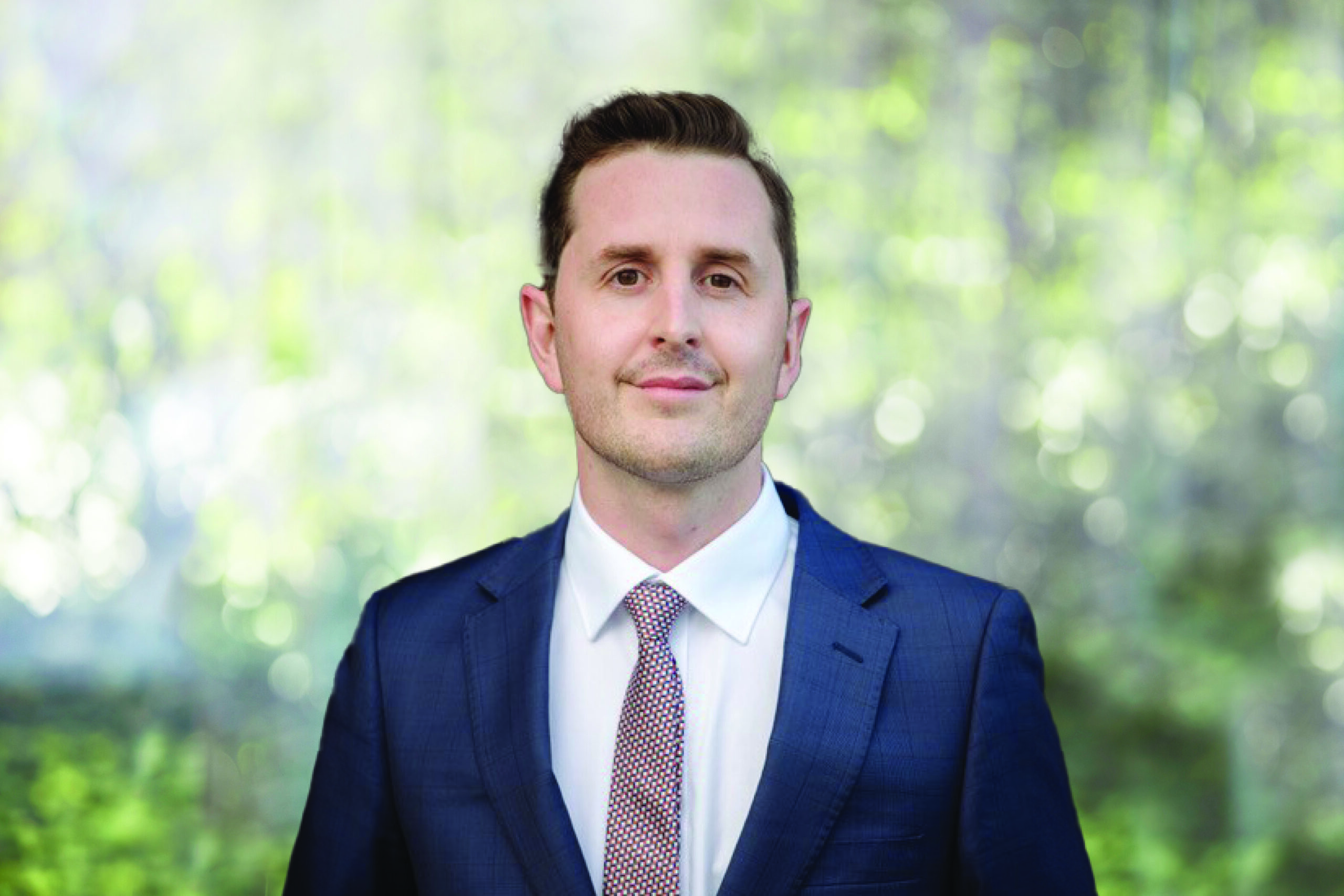 Dr Lachlan Batty