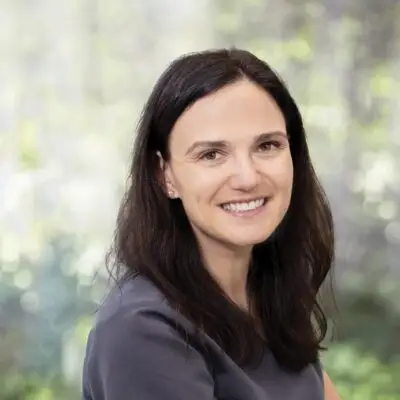 Headshot of Dr Tamara Mogilevski of Adeney Private Hospital